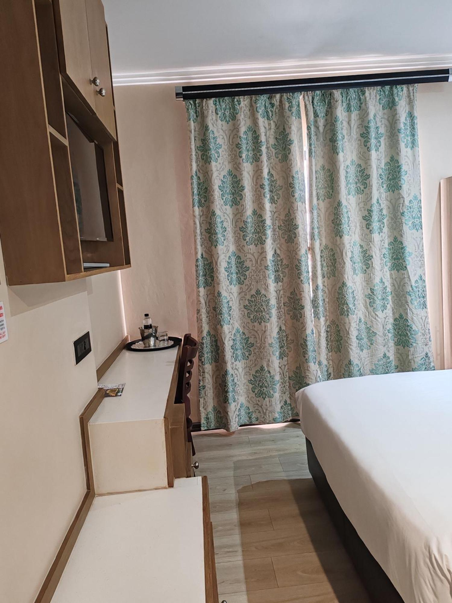 Regal Inn Umhlanga Gateway Durban Extérieur photo